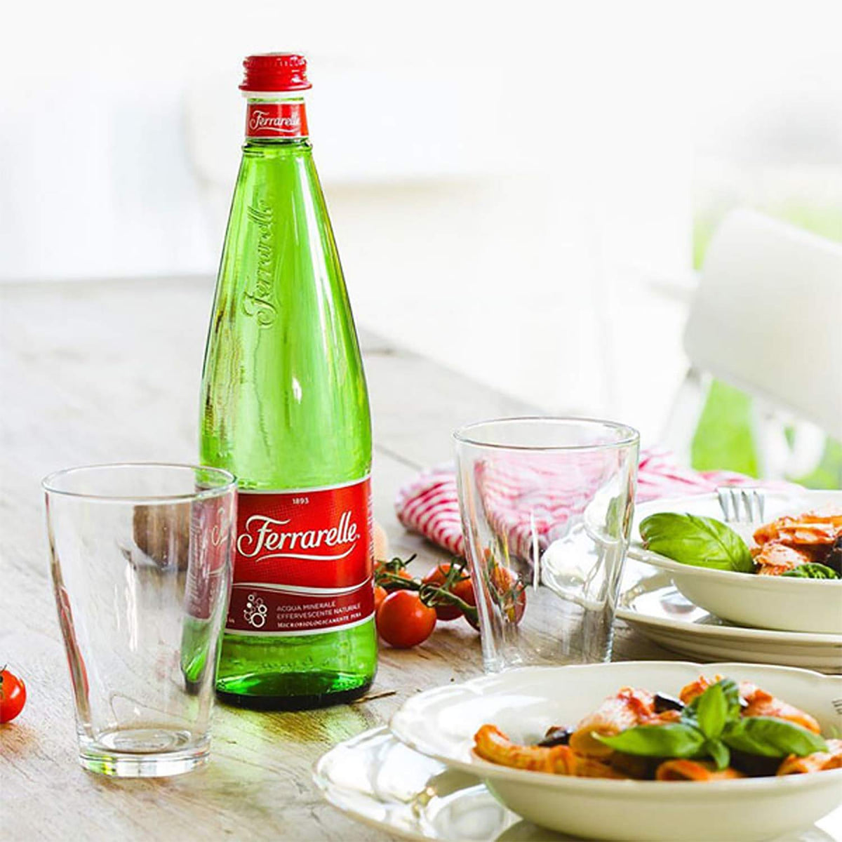 Sparkling Natural Mineral Water 750 mL 6 Glass Bottles V5576