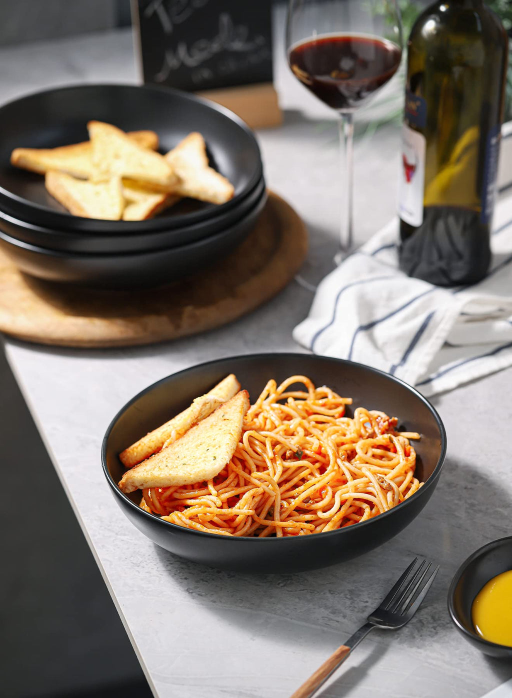 Matte Black Porcelain Pasta Bowls Set of 4 I658179